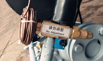 風(fēng)冷箱式冷水機(jī)停機(jī)時應(yīng)該注意哪些？