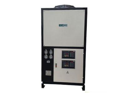 怎么測算工業(yè)冷水機的制冷情況？