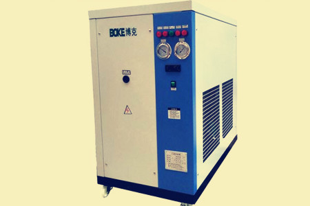 水冷箱式冷水機(jī)和螺桿式機(jī)組有何不同？